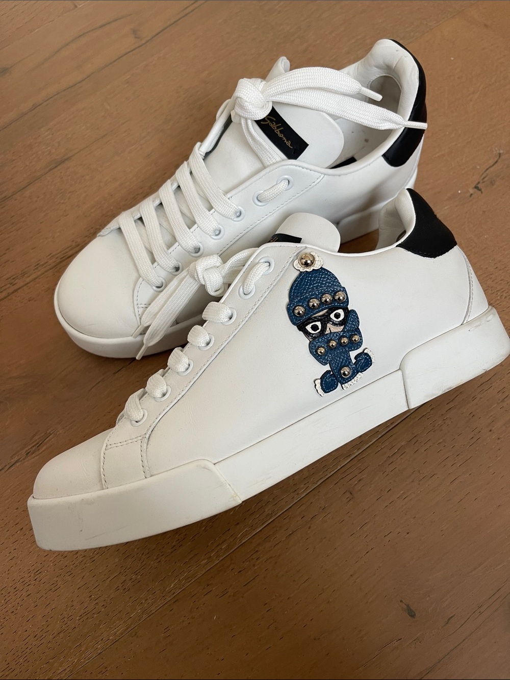 Dolce & Gabbana White Leather Low-Top Sneakers with Black Heel Tab - Picture 3 of 13